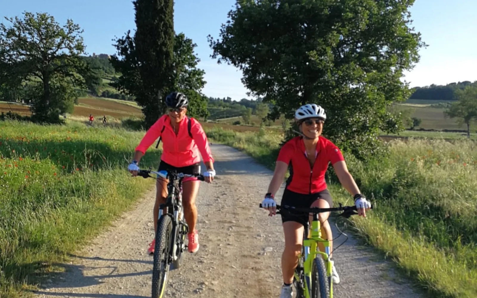 From San Gimignano to Poggibonsi, Tuscany taste