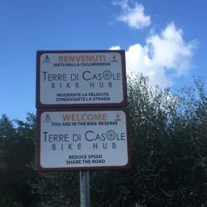 Pedalare tra borghi fortificati