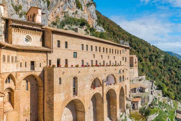 The monasteries route in Lazio recommended to bike lovers