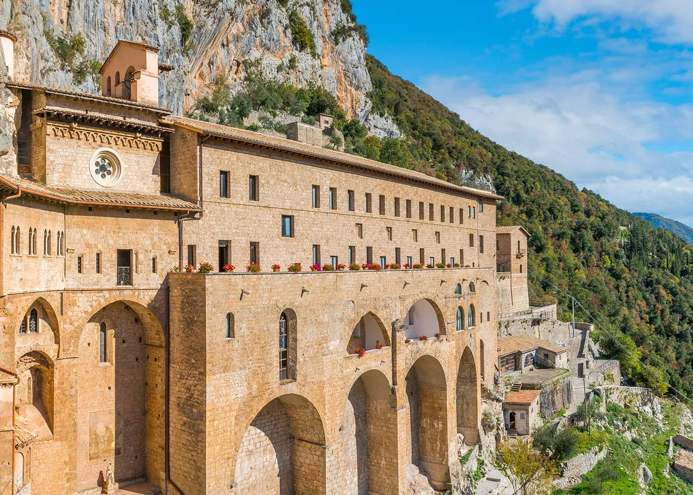 The monasteries route in Lazio recommended to bike lovers