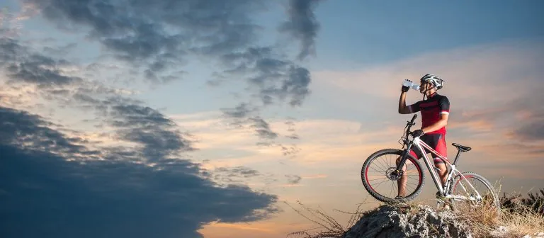 What and how much drink when cycling in a heatwave
