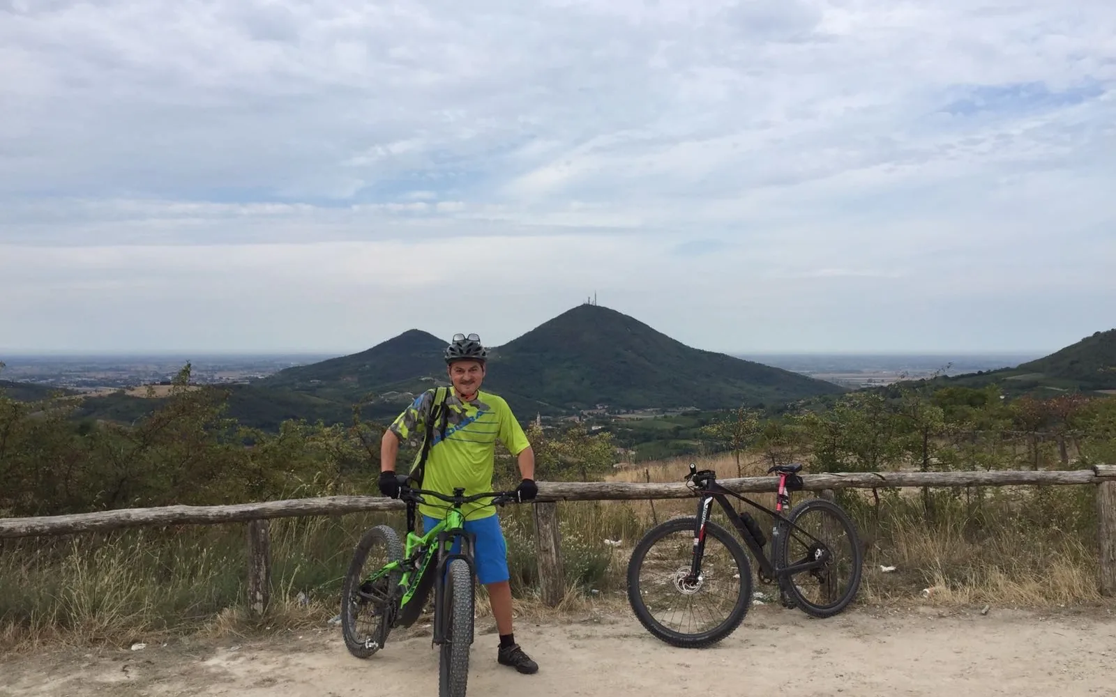 Into the heart of the Euganean Hills