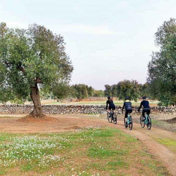 Come vestirsi in bici per la stagione primaverile